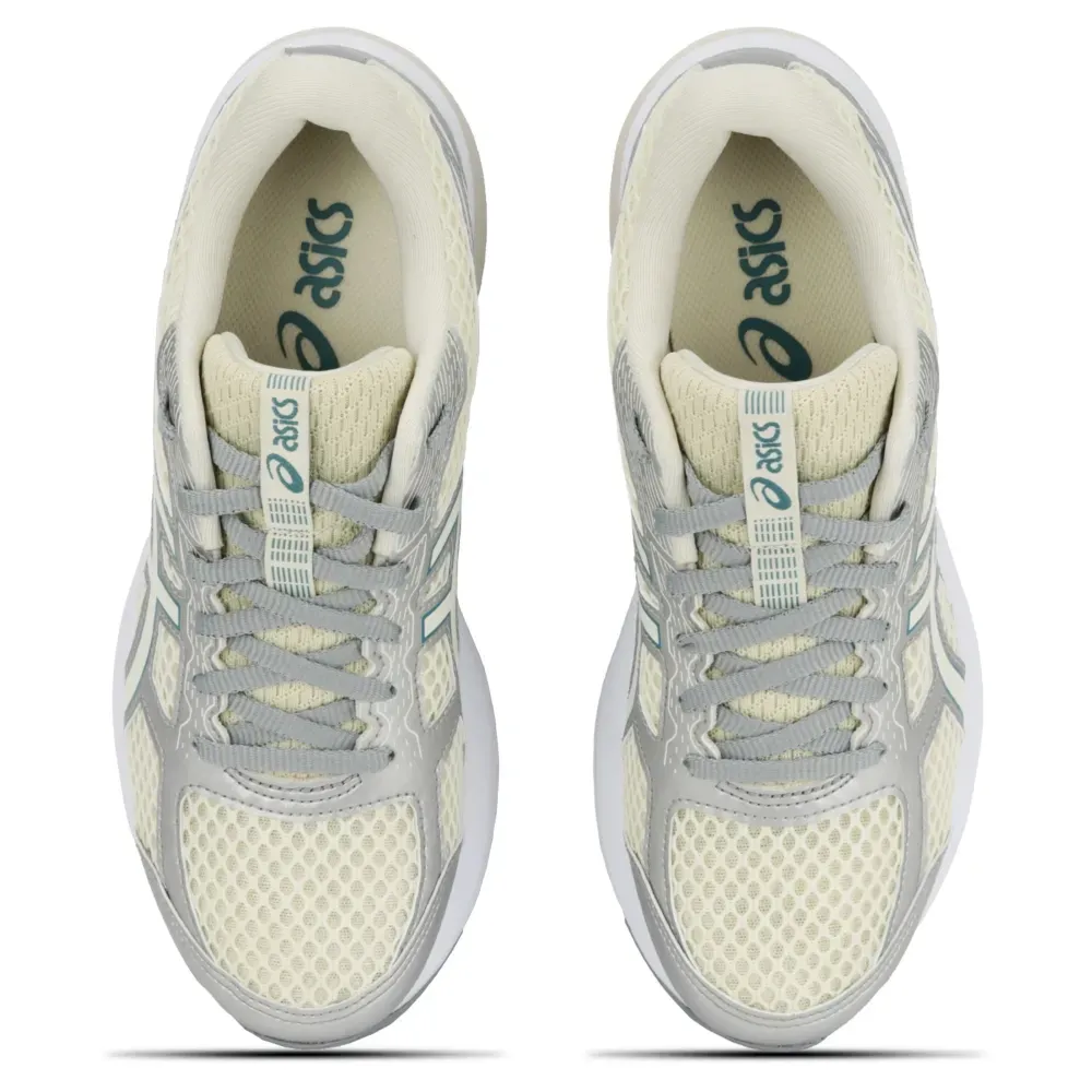 Tênis Asics Gel-Nagoya ST bege feminino destacando detalhes do amortecimento